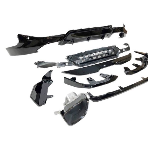 Kit estetico completo per BMW G42 Coupe M Performance Nero lucido