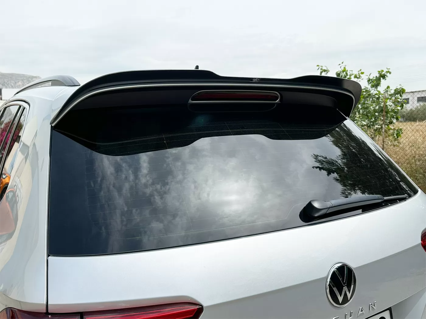 Estensione spoiler posteriore Volkswagen Tiguan R / R-Line Mk2 Facelift 2020-2024 - immagine 2