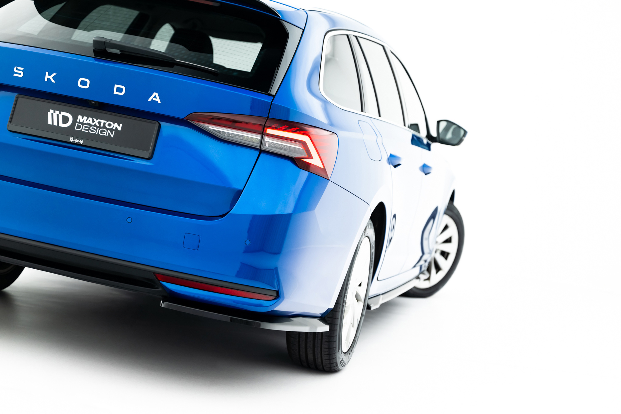 Sottoparaurti splitter laterali Skoda Octavia Liftback / Combi Mk4 Facelift 2024 -