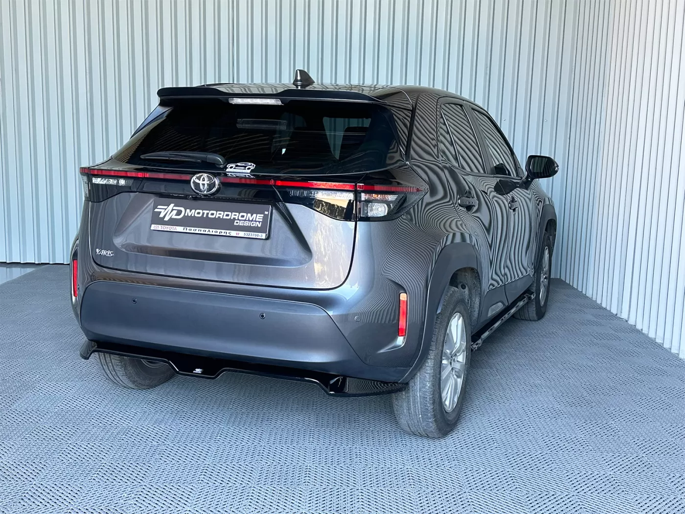 Spoiler alettone posteriore Toyota Yaris Cross Mk1 2020- - immagine 2