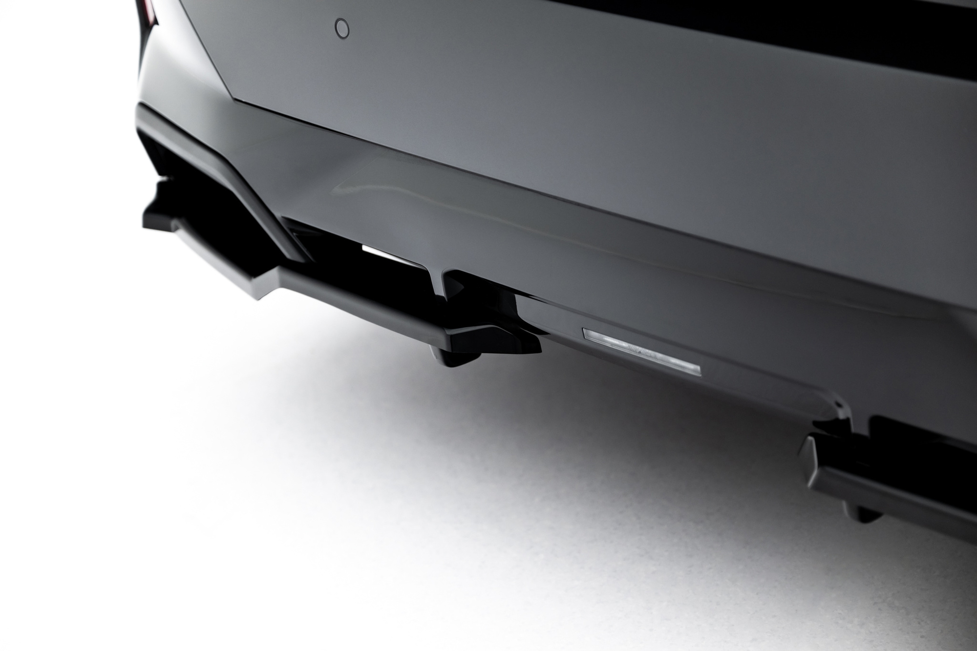 Sottoparaurti splitter posteriore V.1 BMW 5 / i5 M-Pack Sedan / Touring G60 / G61 2023- - immagine 7