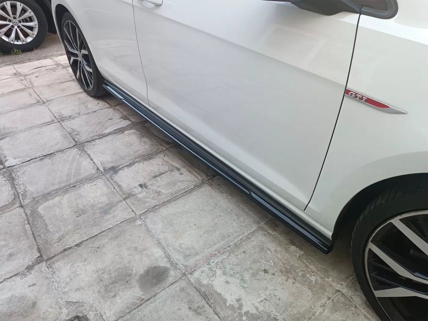 Minigonne laterali sottoporta Volkswagen Golf Mk7 / MK7 Facelift GTI - immagine 3