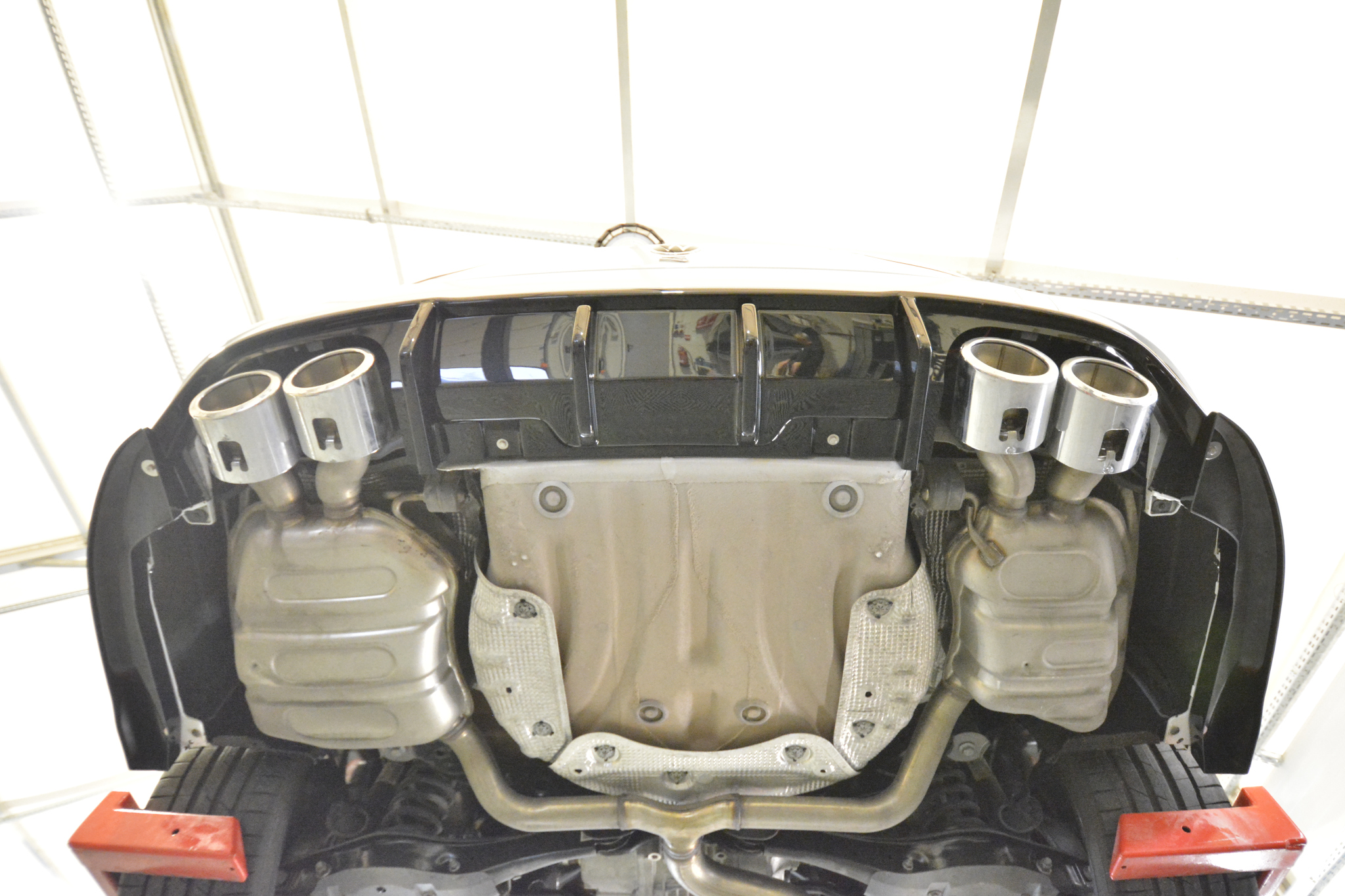 Sottoparaurti estrattore posteriore Volkswagen Golf R Variant Mk8 Facelift 2024- - immagine 9