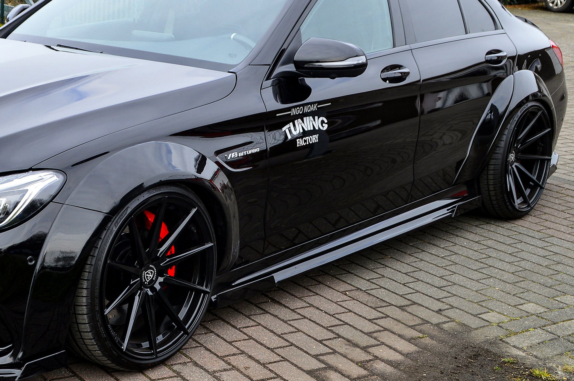 Allargamenti parafanghi Mercedes Classe C C63AMG+S W205 Berlina 2015- - immagine 2