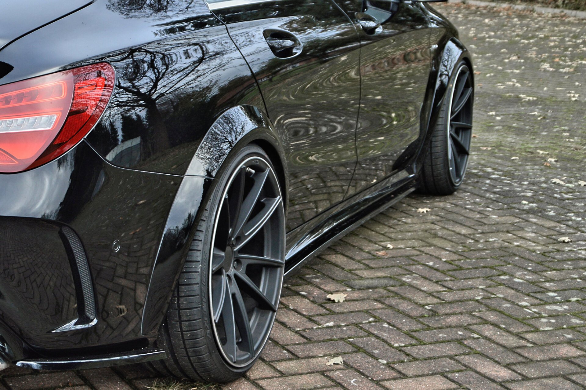 Allargamenti parafanghi Mercedes CLA 45AMG, MOPF C117 / 245G 2015- - immagine 3