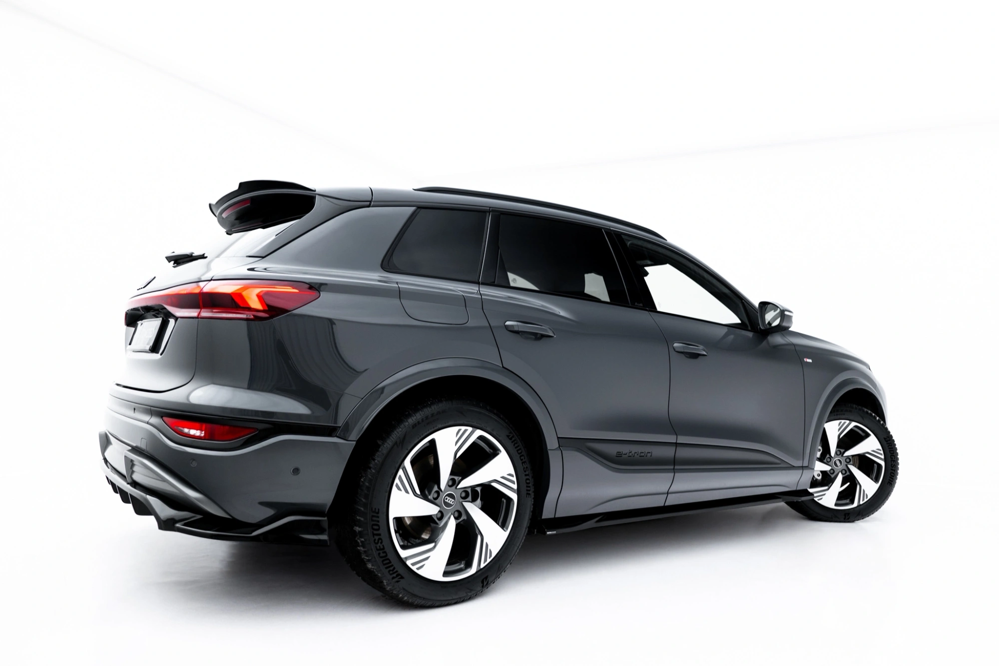 Diffusori minigonne laterali Audi Q6 e-tron S-Line / SQ6 e-tron SUV / Sportback Mk1 2023-