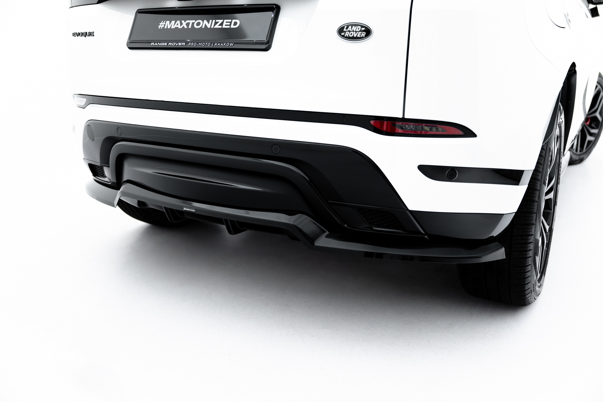 Sottoparaurti splitter posteriore Land Rover Range Rover Evoque Dynamic Mk2 2018-2023 - immagine 3