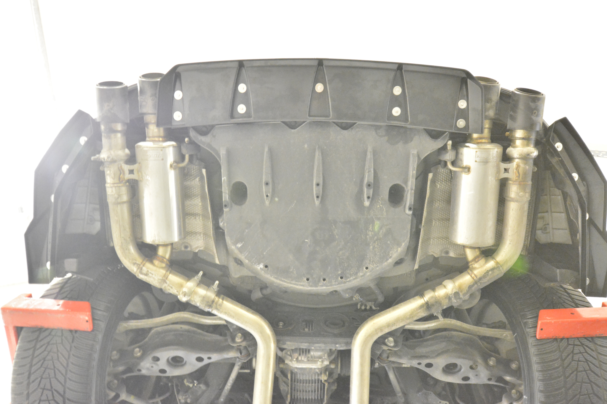 Sottoparaurti estrattore posteriore Lexus IS 500 Mk3 Facelift 2 (XE30) 2020- - immagine 6