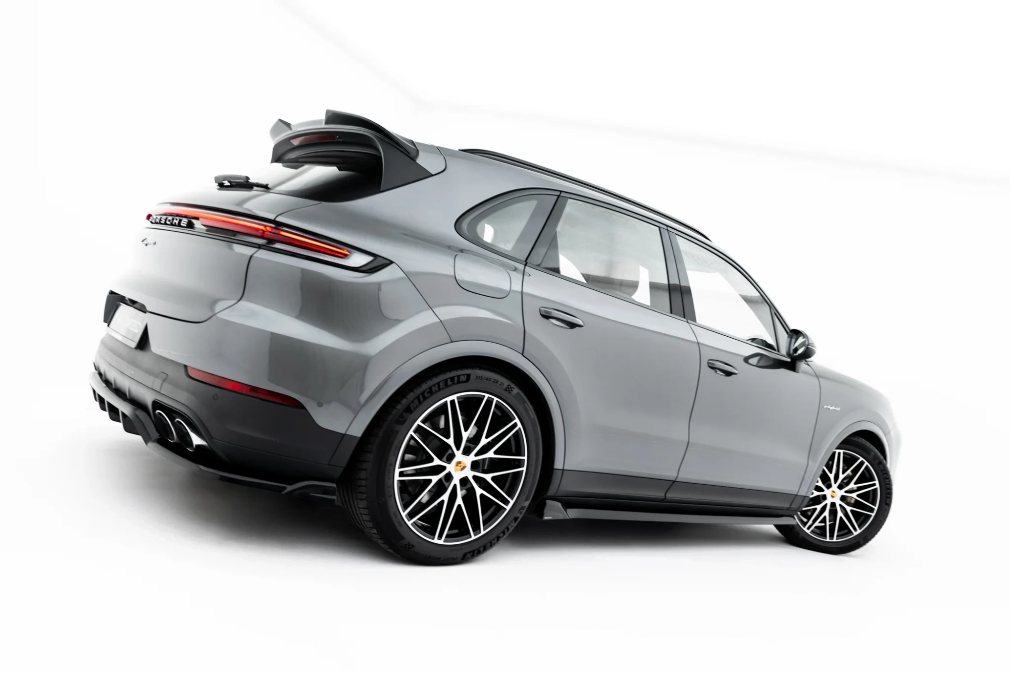 Diffusori minigonne laterali V.2 Porsche Cayenne SUV / Coupe Mk3 Facelift 2023-
