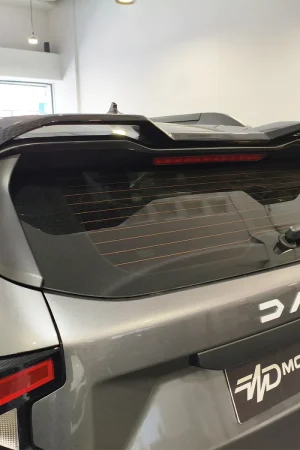 Spoiler alettone posteriore Dacia Duster Mk3 2023-