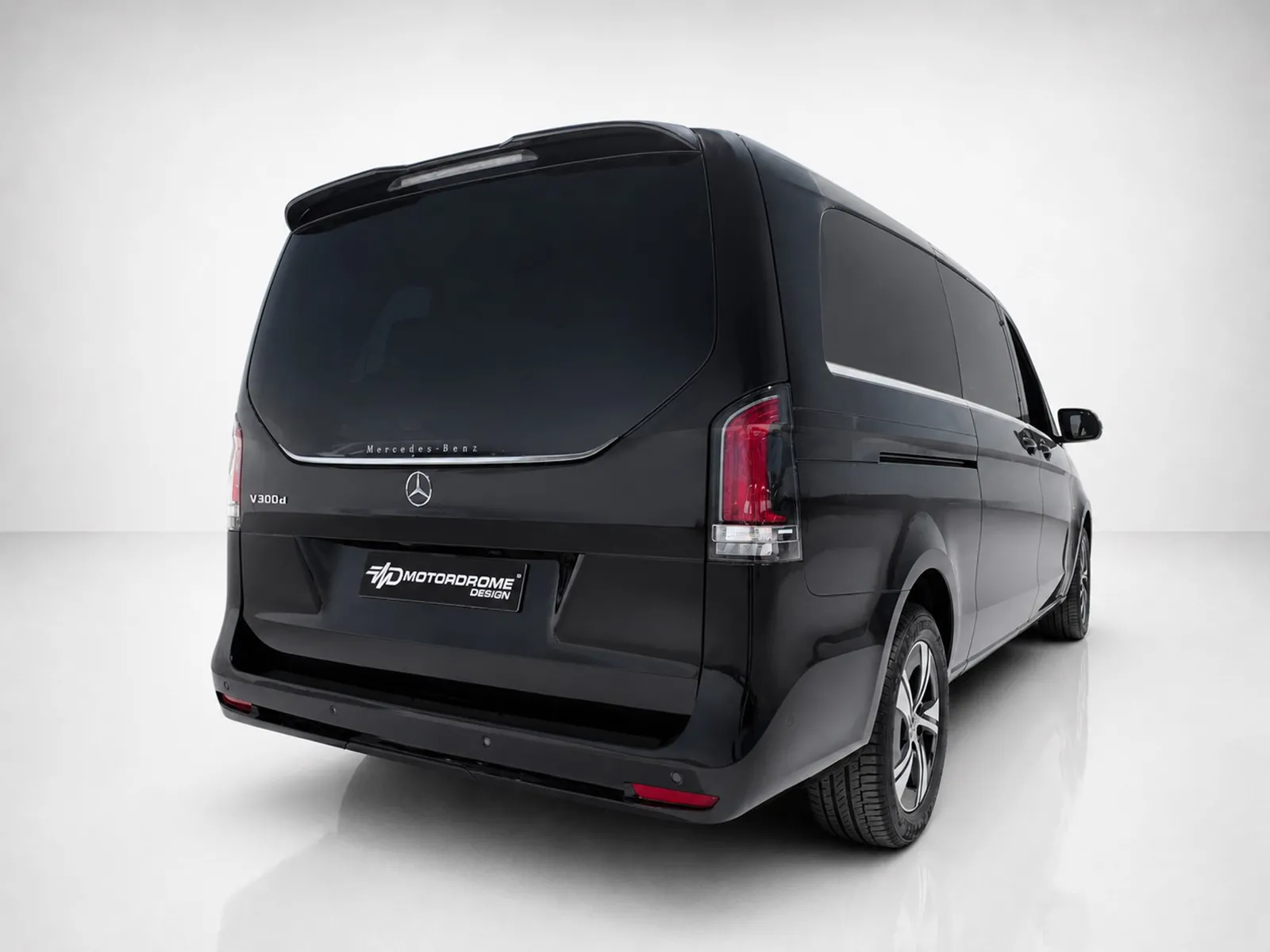Spoiler alettone posteriore Mercedes Classe V W447 2014- - immagine 4