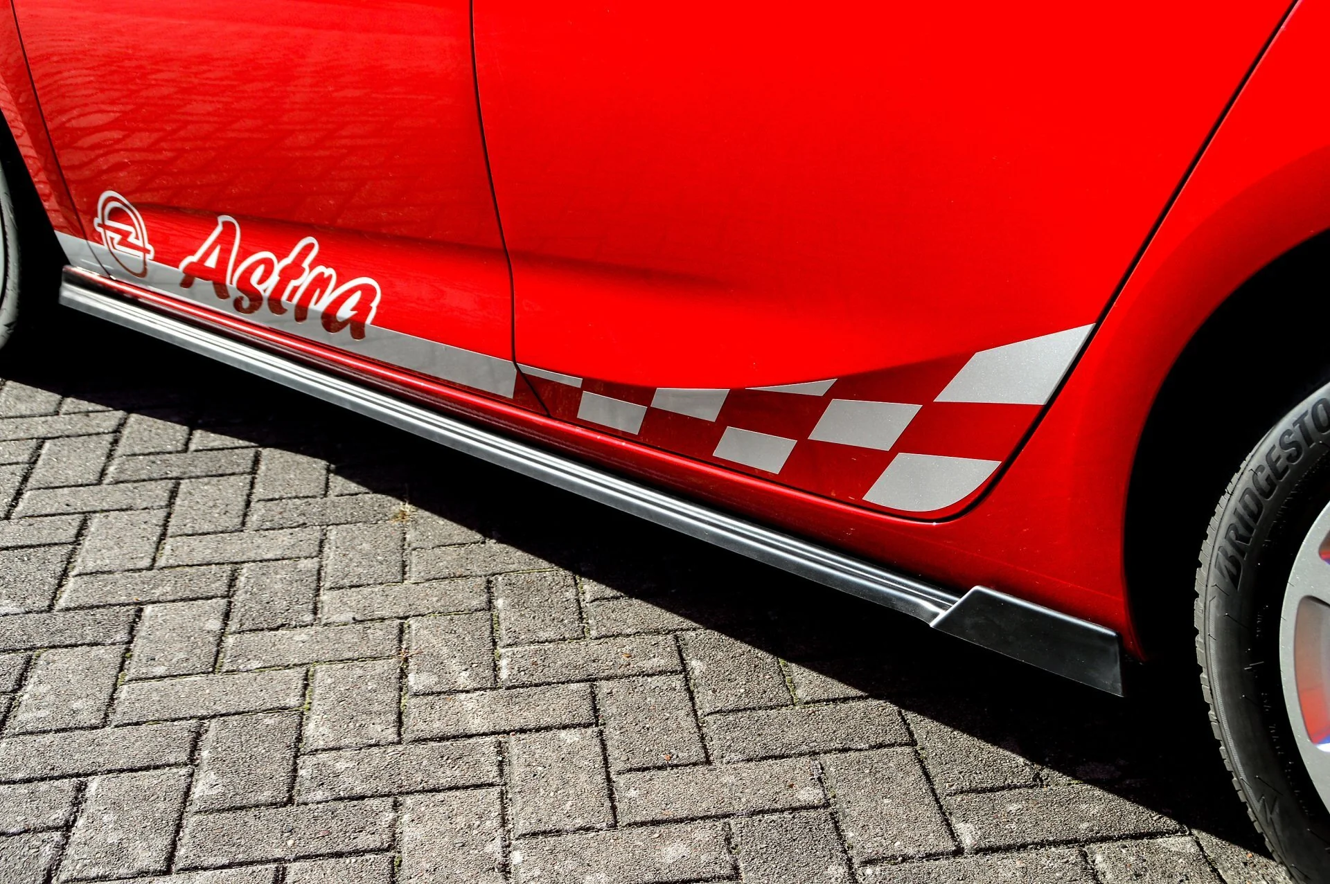 Minigonne laterali sottoporta con flaps Opel Astra K 2015-2021 - immagine 3