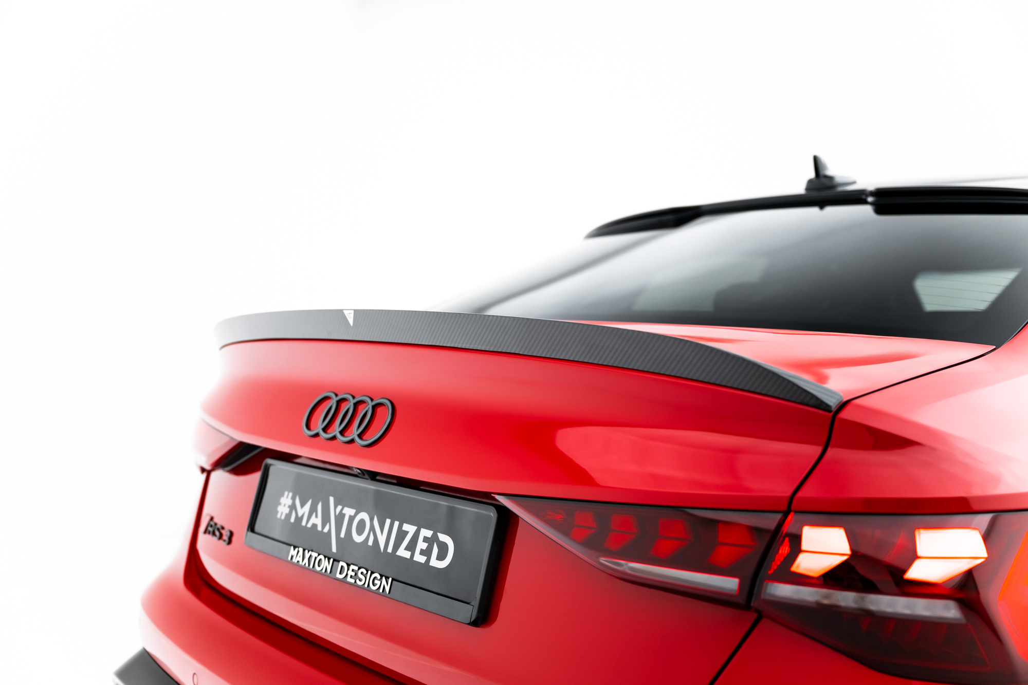 Estensione spoiler in carbonio V.2 Audi RS3 / S3 / A3 S-Line / A3 Berlina 8Y 2020-2024