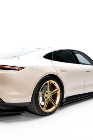 Lama minigonna sottoporta Porsche Taycan / Taycan 4 / Taycan 4S / Taycan GTS Mk1 2019-2024