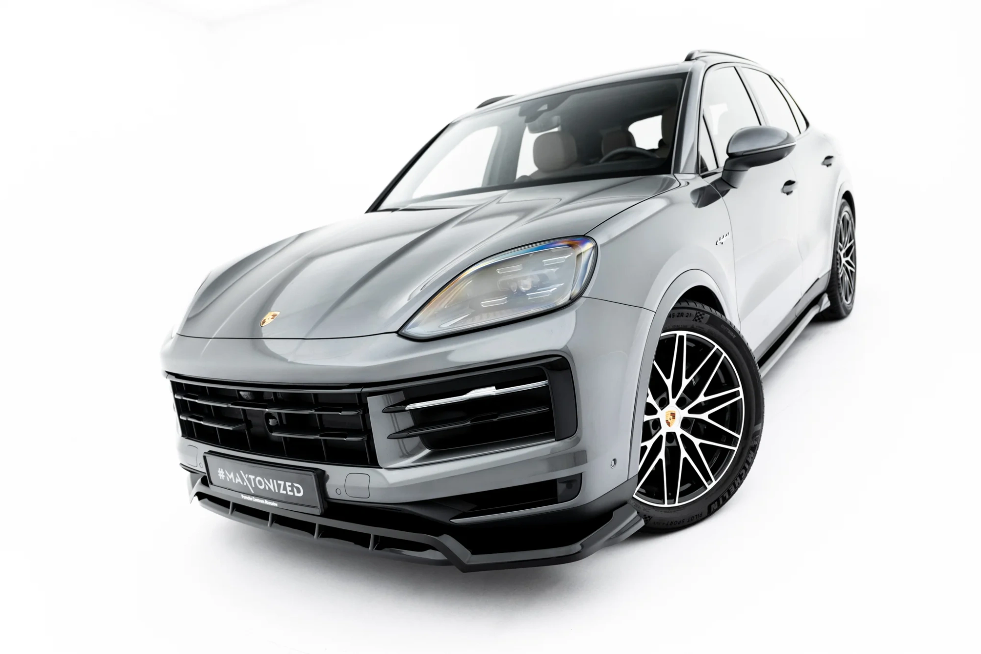 Sottoparaurti splitter anteriore Porsche Cayenne SUV / Coupe Mk3 Facelift 2023-