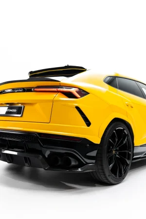Estensione spoiler alettone inferiore Lamborghini Urus Mk1 2018-2024 in carbonio