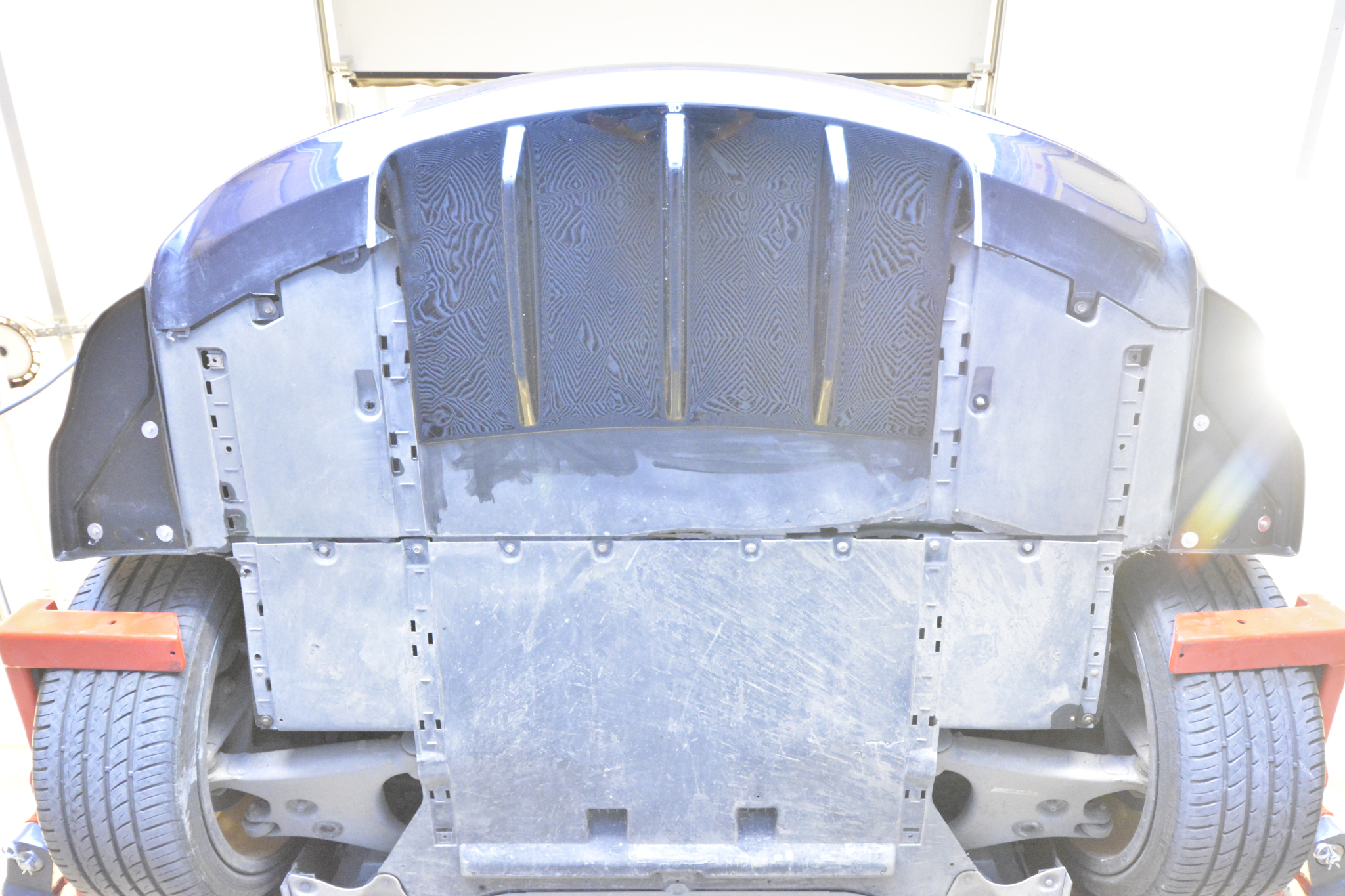 Sottoparaurti estrattore posteriore Tesla Model S Mk1 2012-2016 - immagine 2
