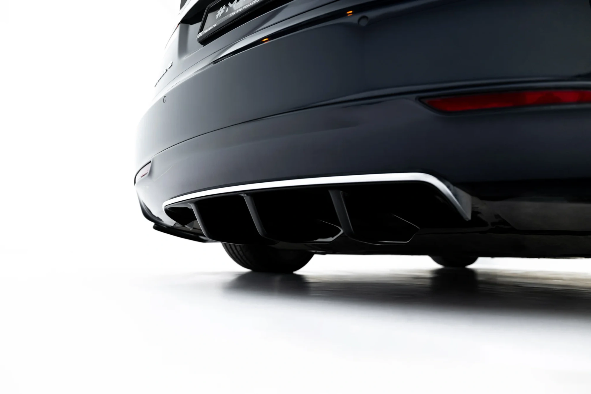 Sottoparaurti estrattore posteriore Tesla Model S Mk1 2012-2016 - immagine 4