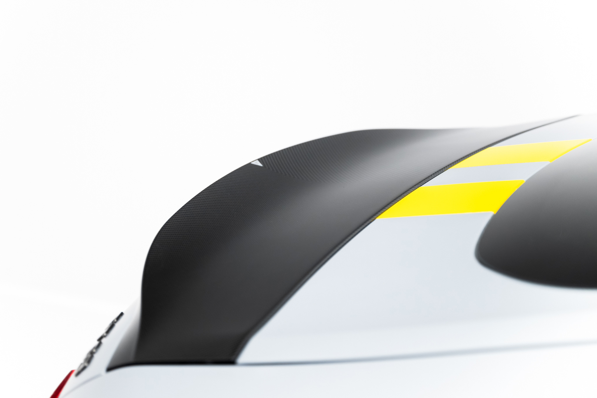 Spoiler in carbonio V.2 Mercedes AMG GT 43 / 55 / 63 / 63 SE Performance C192 2023- - immagine 6